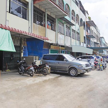 Spot On 91343 Kartika Guest House Syariahnearpantai Stres Jodoh  Eksteriør billede