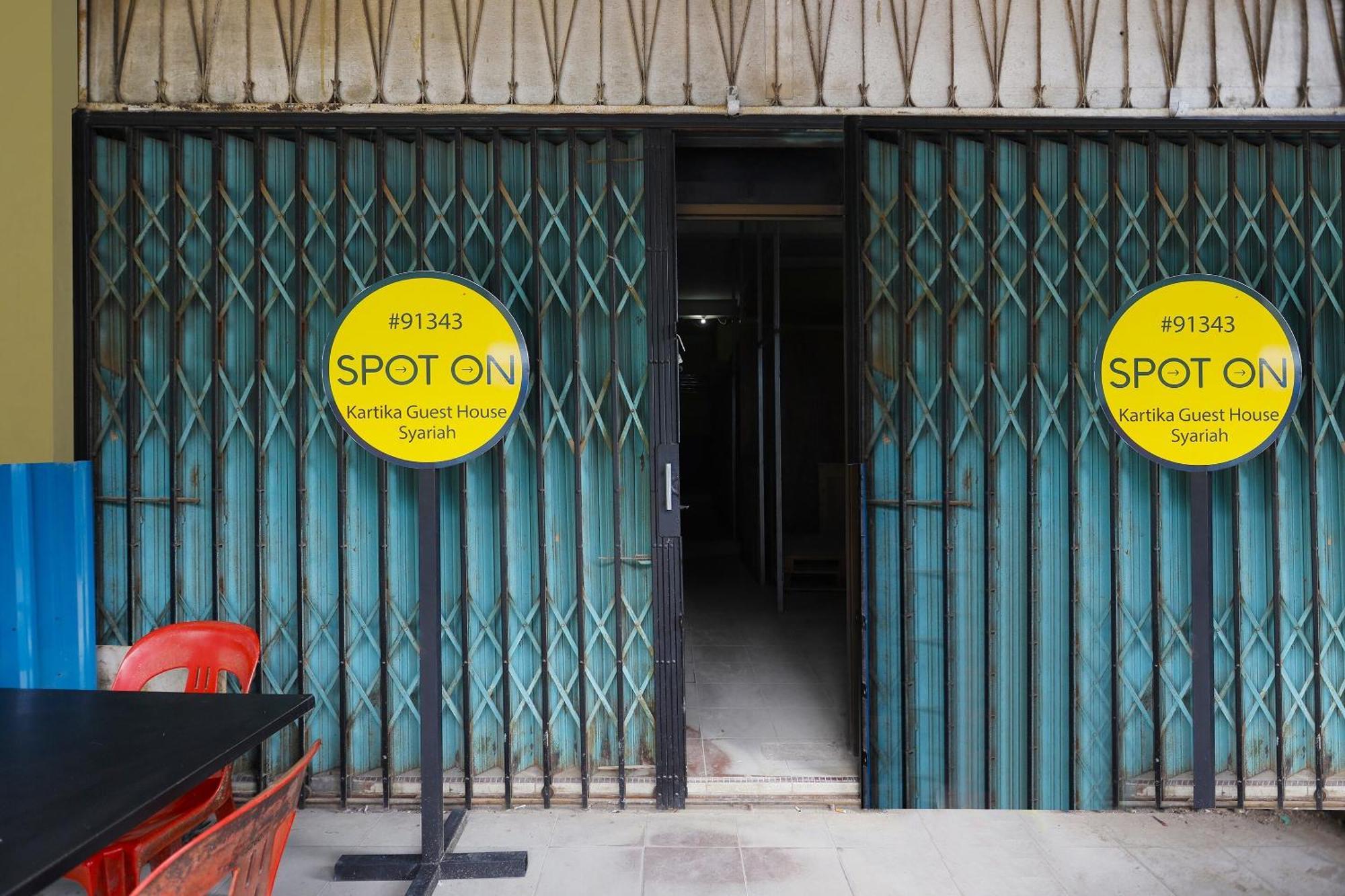 Spot On 91343 Kartika Guest House Syariahnearpantai Stres Jodoh  Eksteriør billede